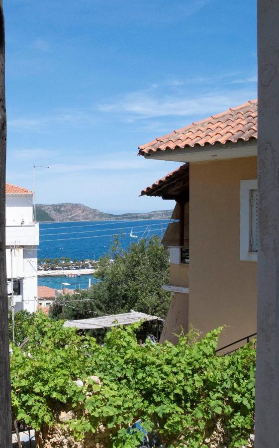 Agapi 'S Place Pylos Exterior foto